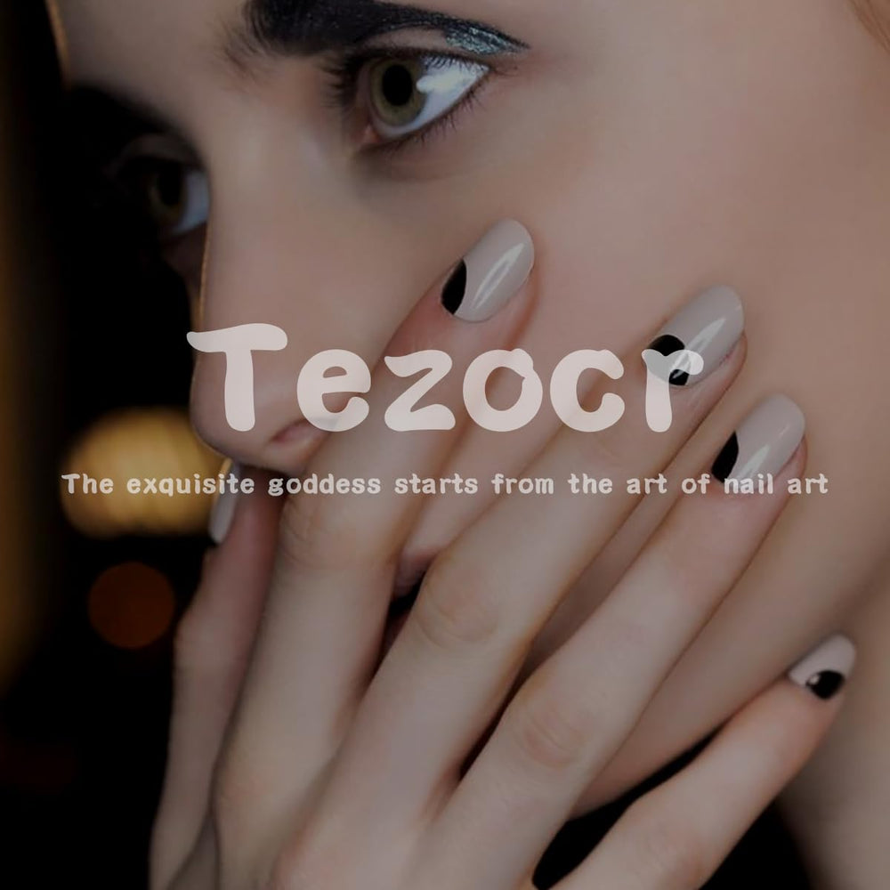 Tezocr lifestyle image of party-ready nails adding playful polish