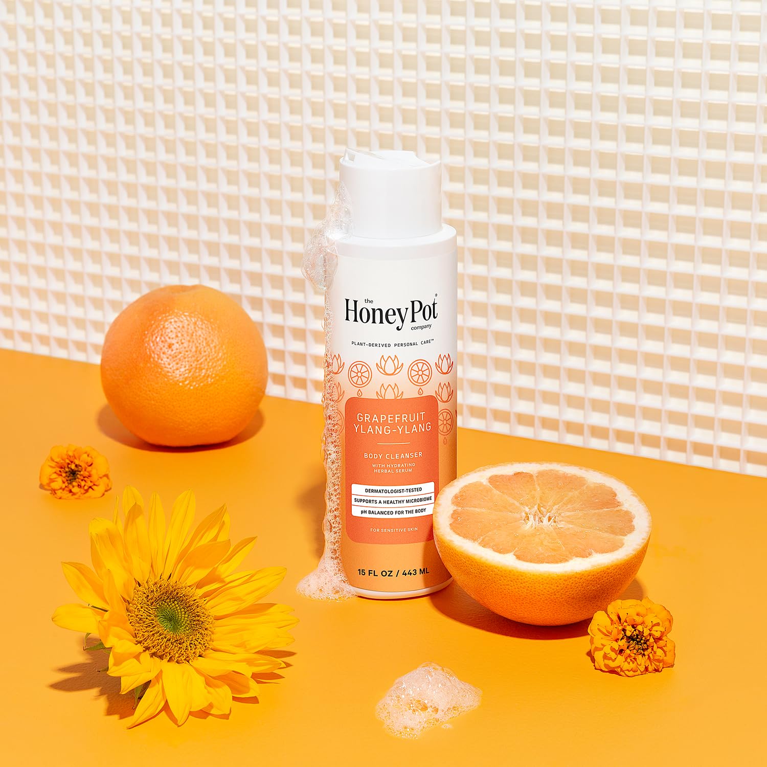 The Honey Pot Company label close-up highlighting clean-ingredient benefits
