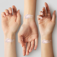 THESAEM application with puff on cheek, demonstrates easy matte control