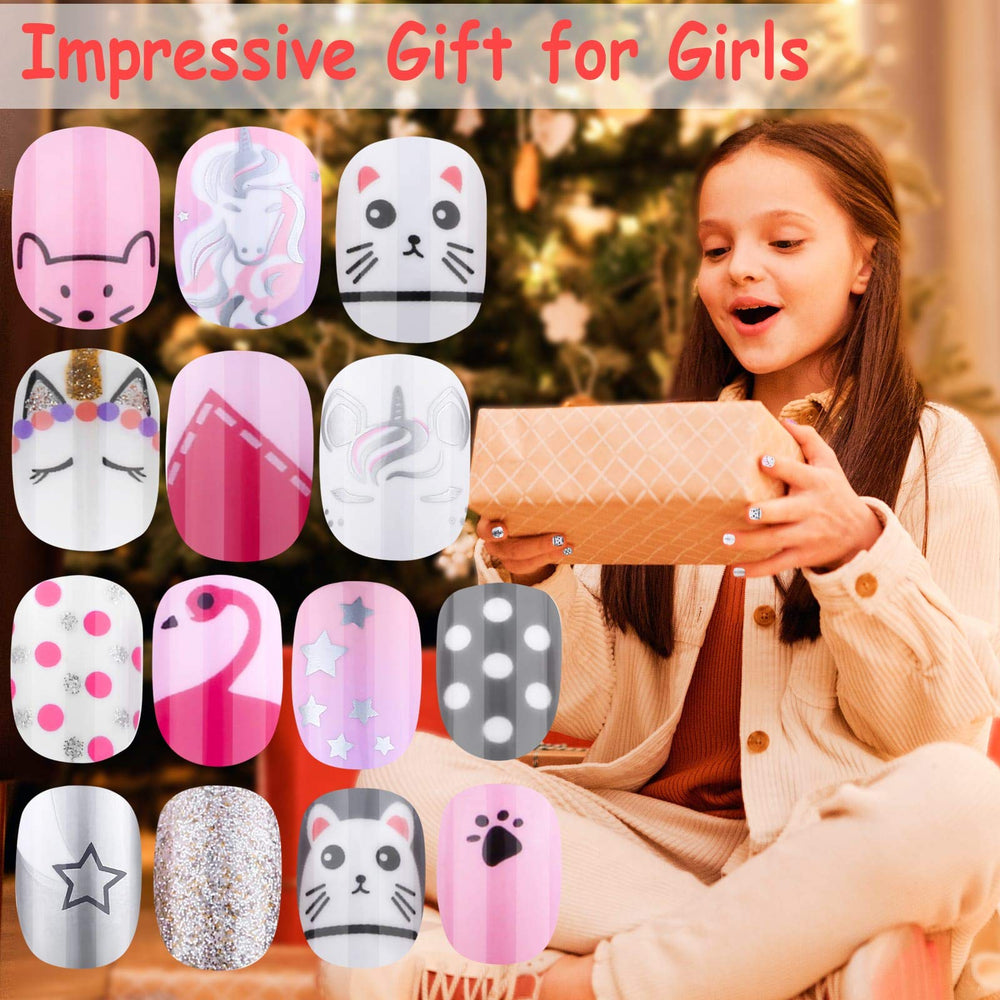 Thrilez lifestyle party scene with kids wearing nails to show fun, ready-to-wear look