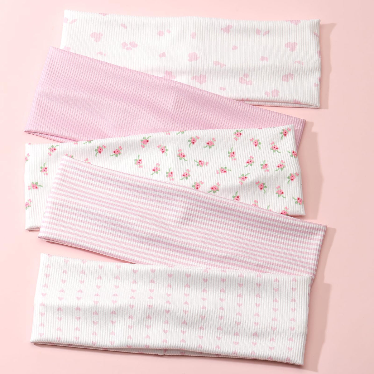 Tiefebene front packaging showing five floral headbands and easy gifting benefit