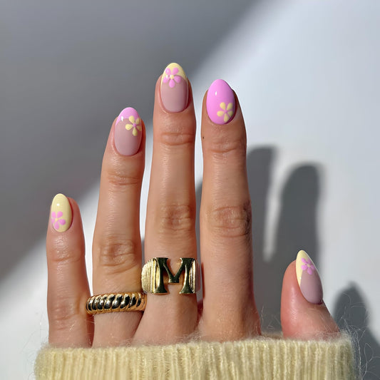 Tnbuokas front packaging showing 24-piece press-on nail set for easy gifting