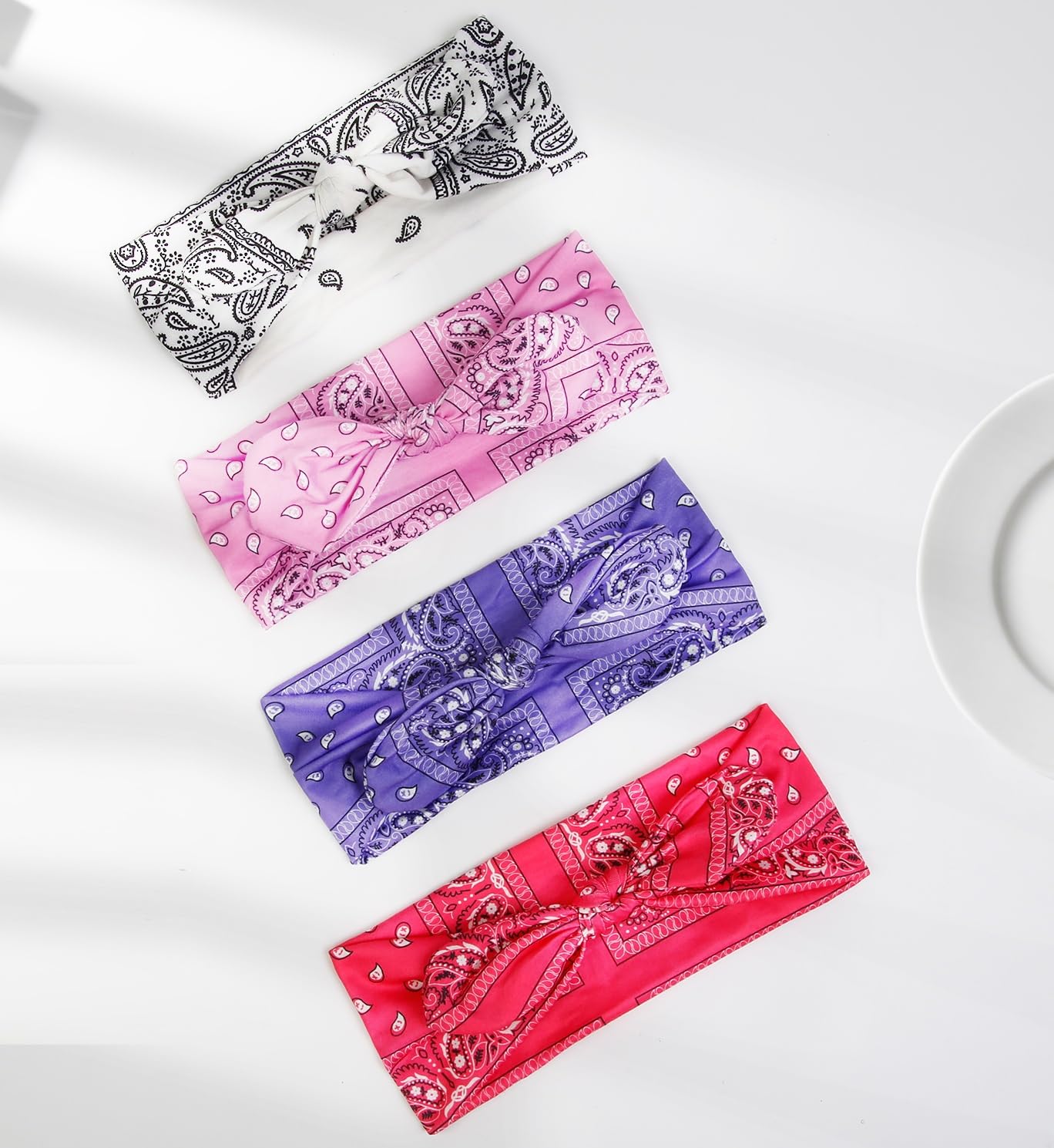 Tobeffect bow knot detail highlighting removable bow for versatile styling benefit