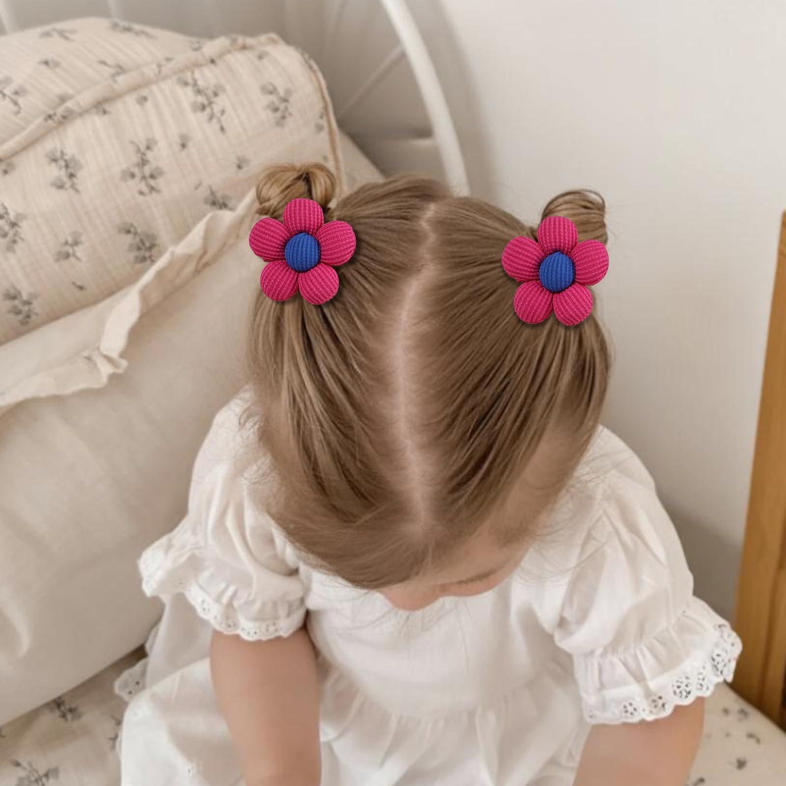 TOKUFAGU child in classroom wearing bow for playful school-ready look