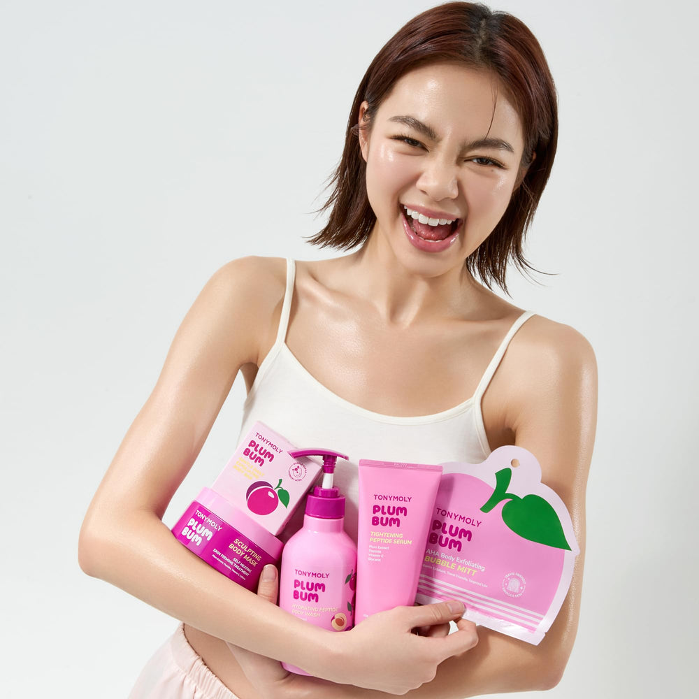 TONYMOLY applying moisturizer after use to lock hydration