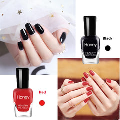 Tophany applied on fingernails demonstrating smooth, vibrant color