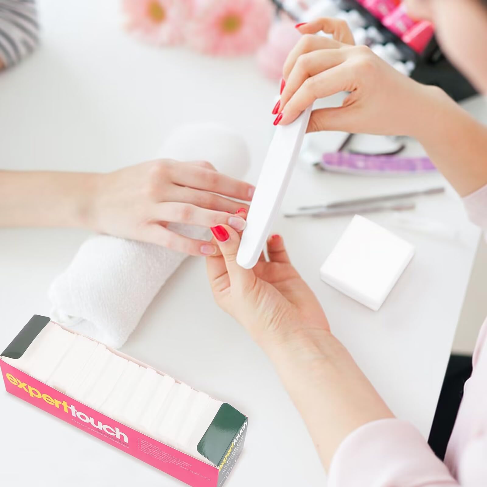 TOSAMZOO pads on salon counter illustrating professional-ready supply