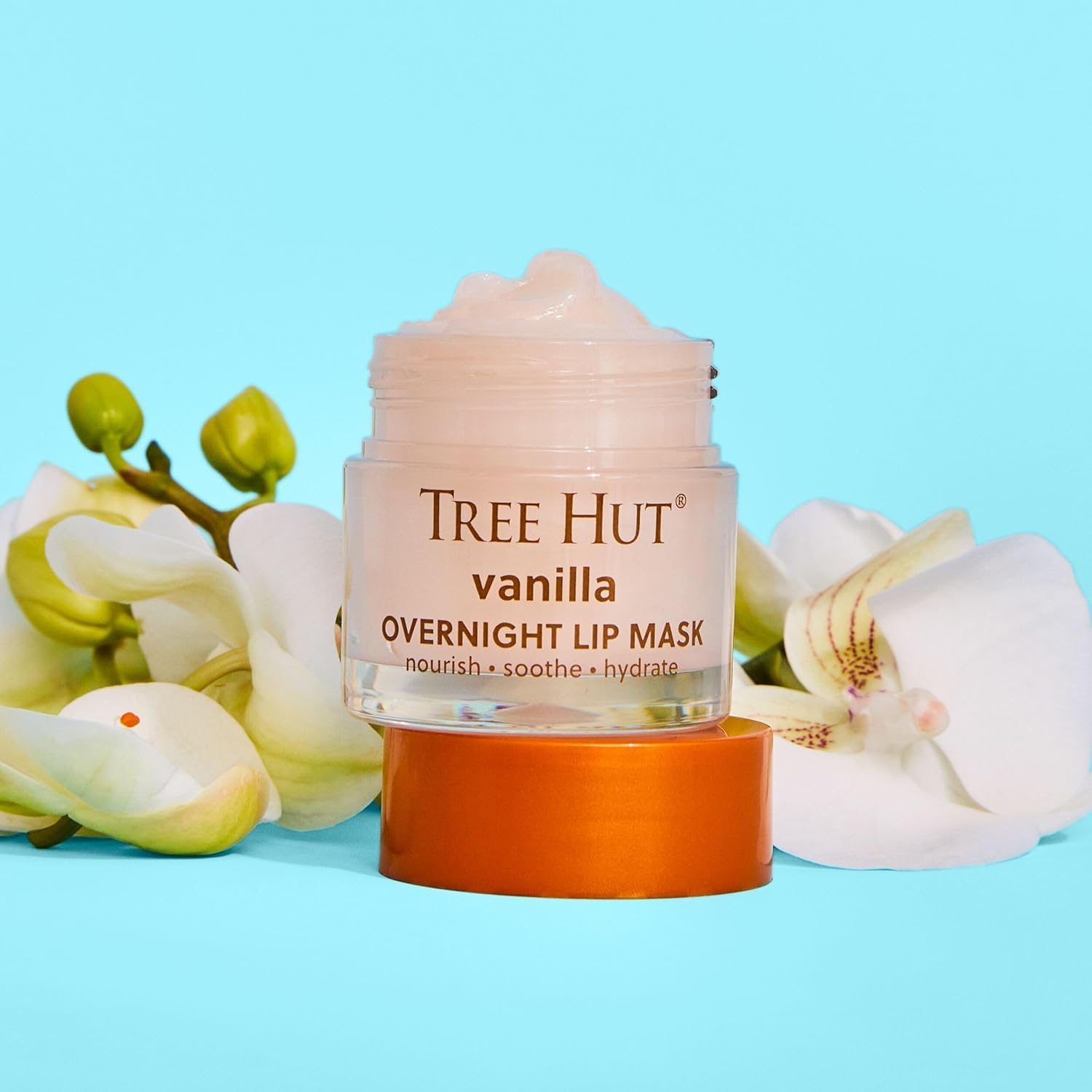 Tree Hut jar on nightstand suggesting easy bedside use for overnight treatment