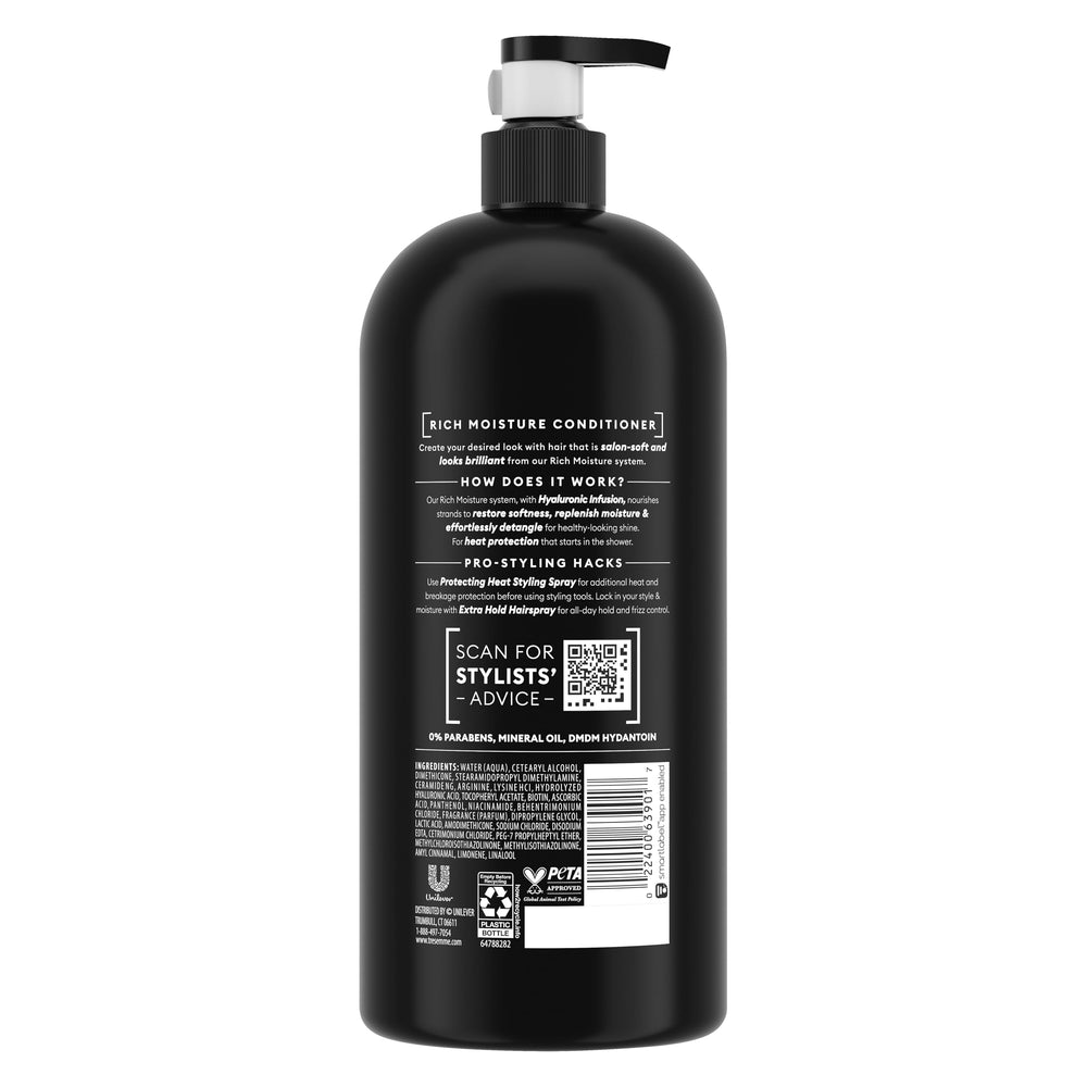 TRESemmé pump dispenser close-up for easy, mess-free conditioner use