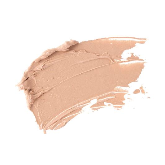 Trish McEvoy applicator tip close-up for precise, controlled application benefit
