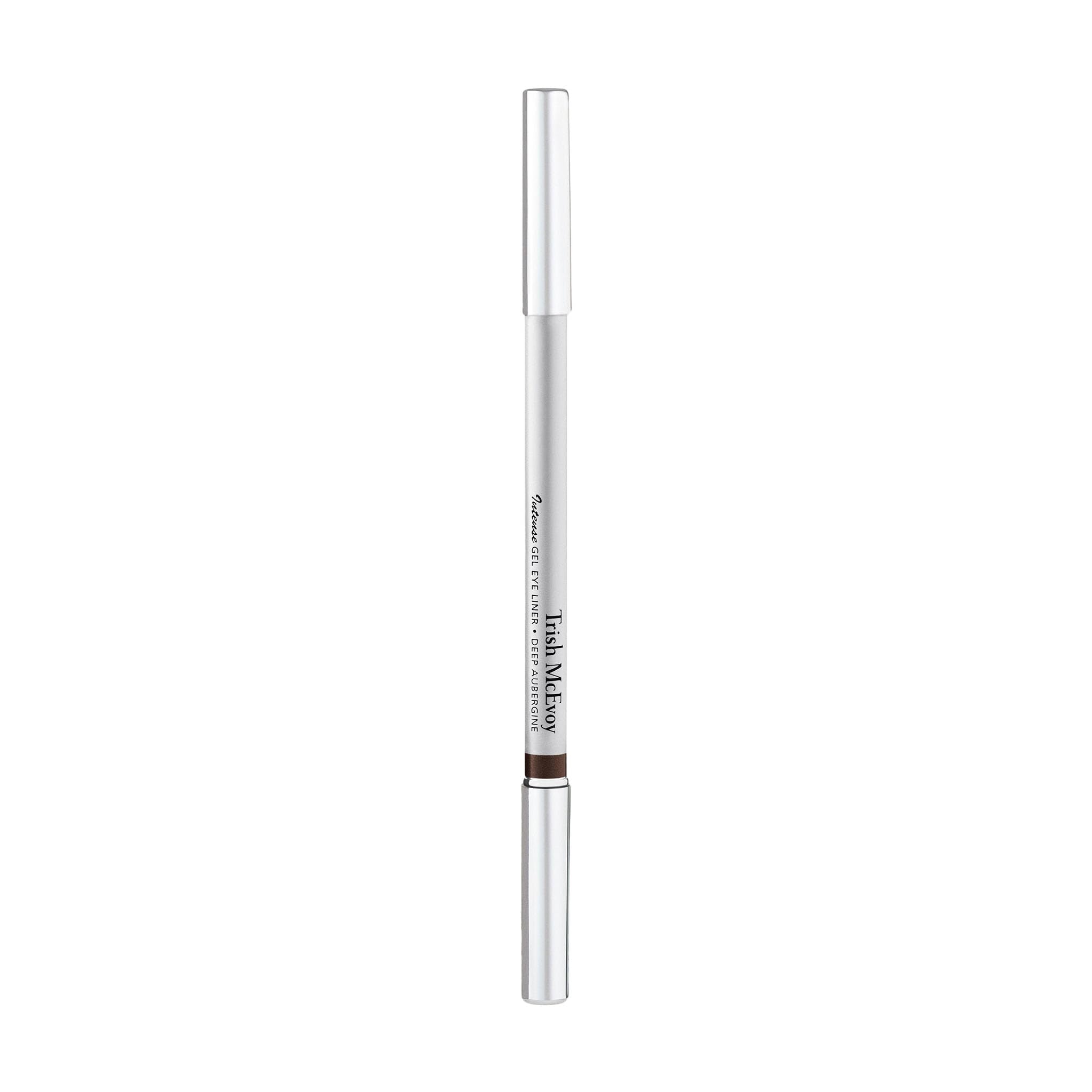 Trish McEvoy integrated sponge detail for easy smudging and blending benefit