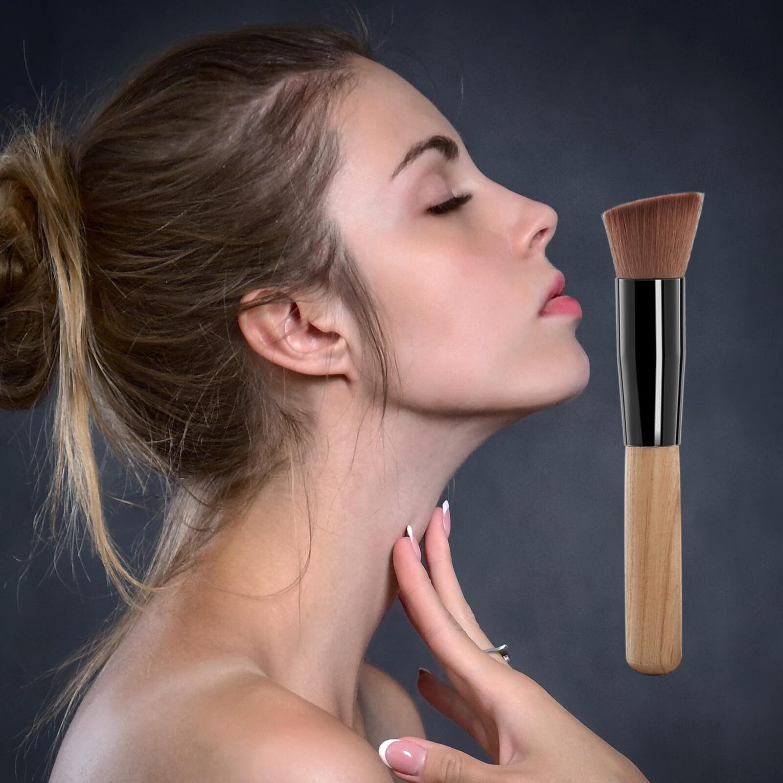 TSAIYI brush applying tanner at nose area for accurate, natural-looking facial edges