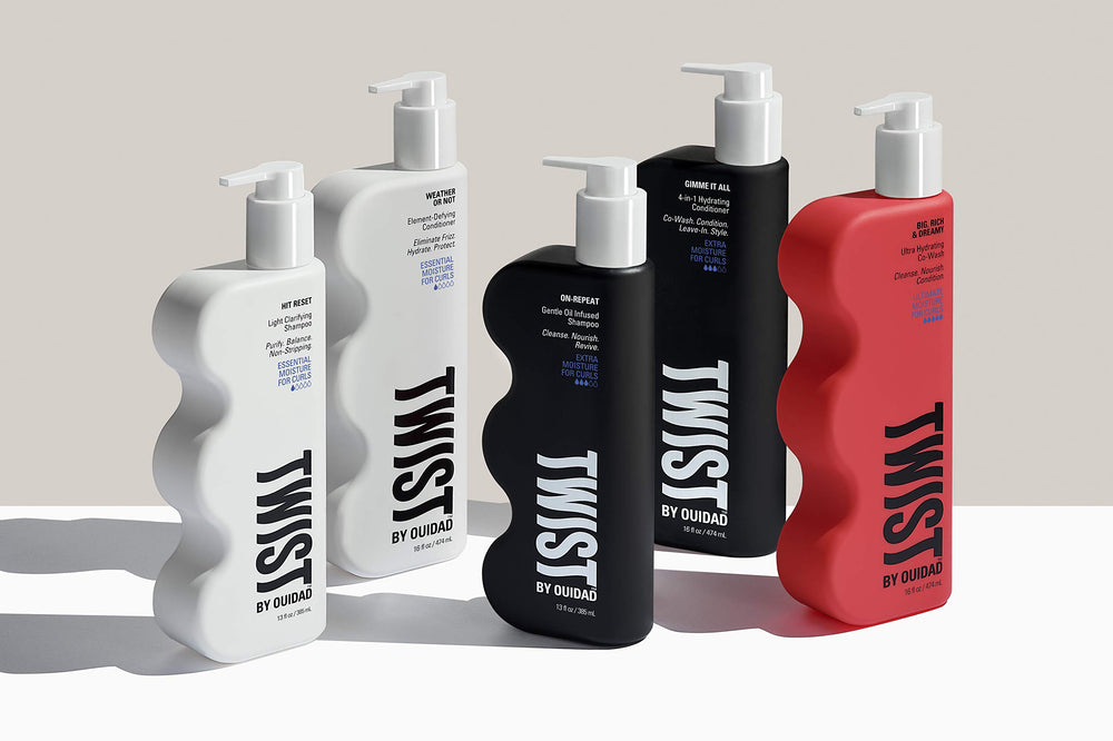 TWIST oil drops and texture close-up illustrating nourishing ingredient blend