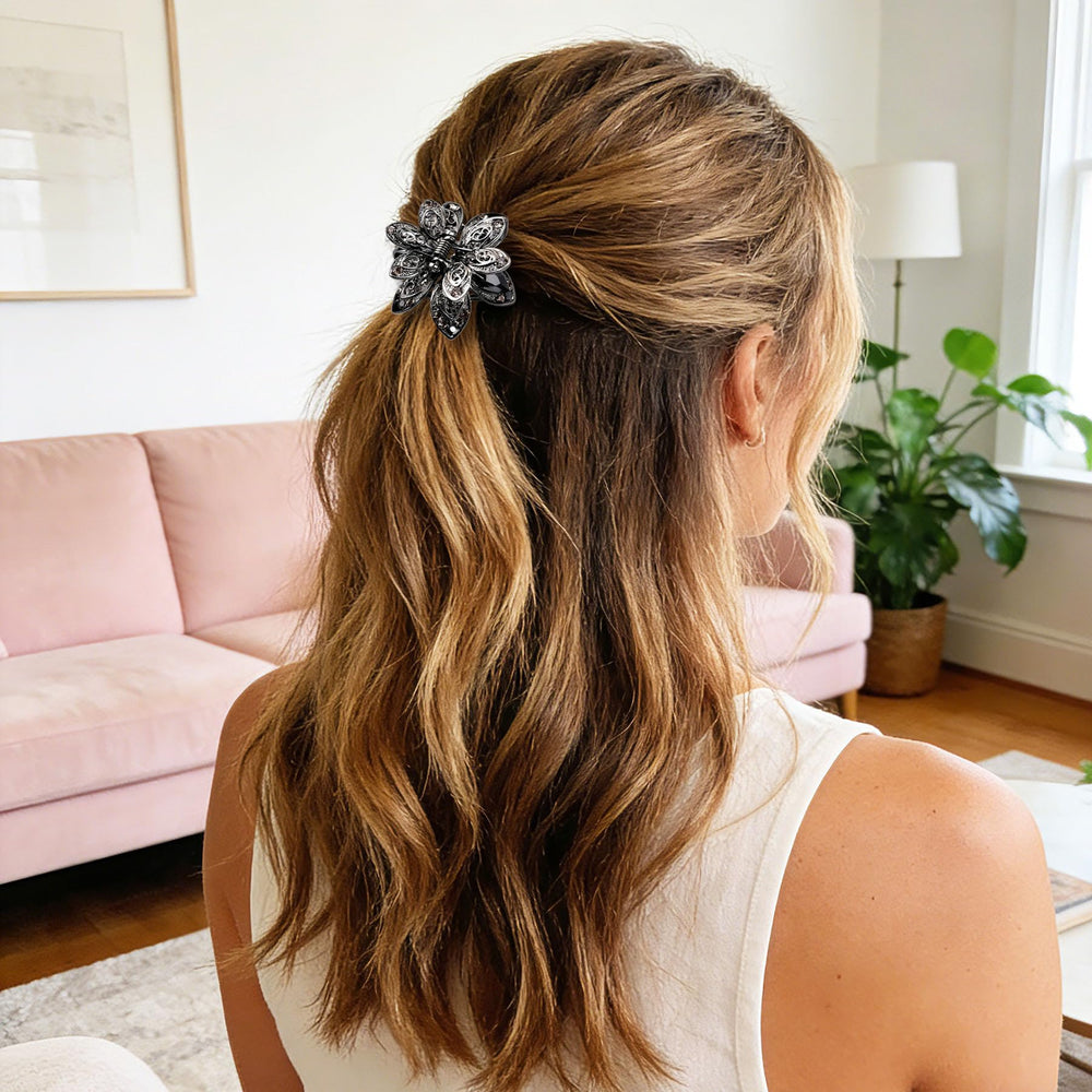 TXIN clip worn in half-up hairstyle, keeps hair tidy with vintage charm