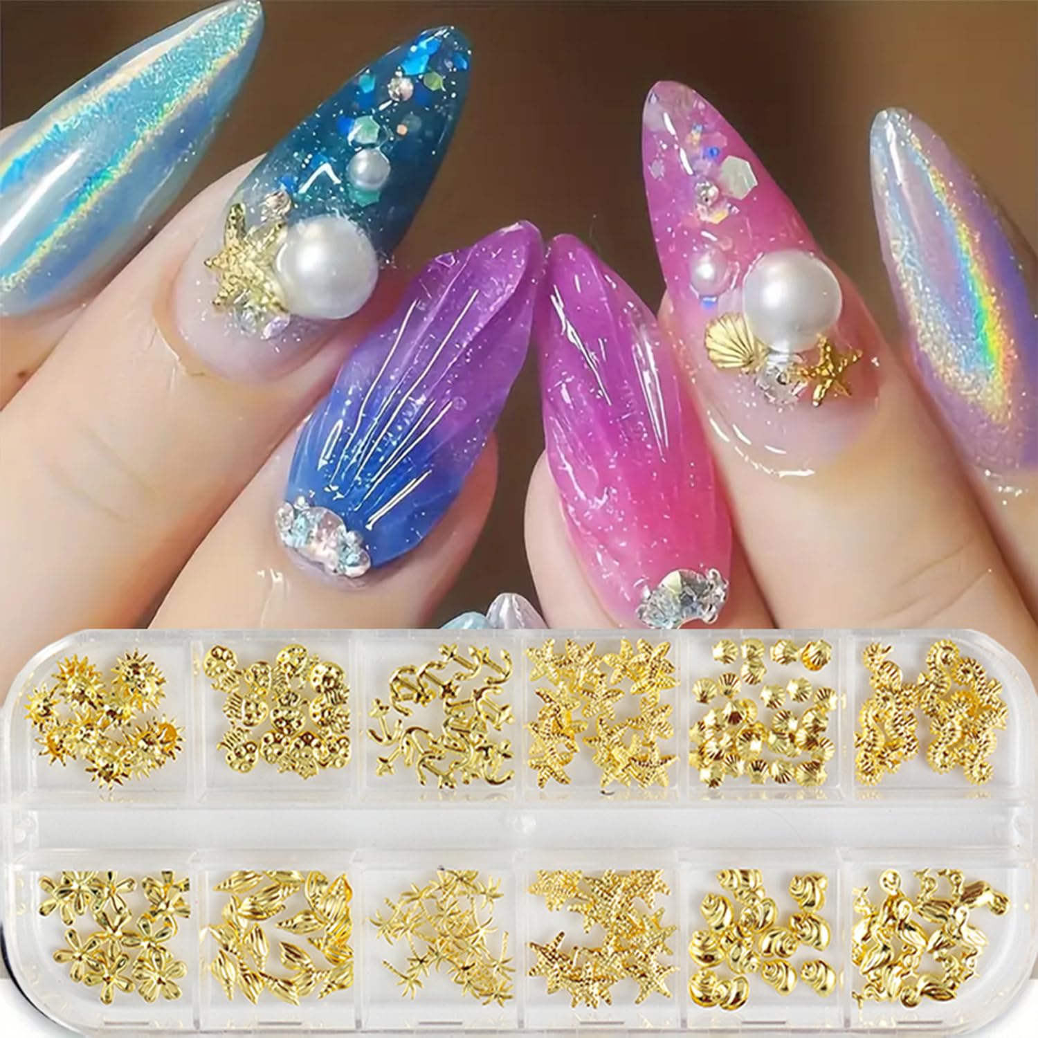 Tyuimhx close-up of gold seashell charm highlighting fine 3D detail and shine