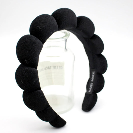 Uchyius velvet texture close-up highlighting soft surface for secure hold benefit