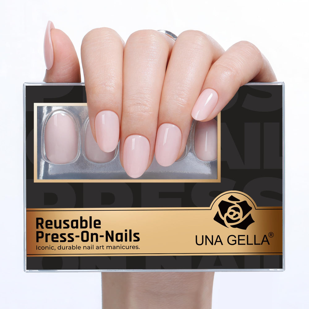 UNA GELLA close-up of soft-gel texture and natural curve for comfortable fit benefit