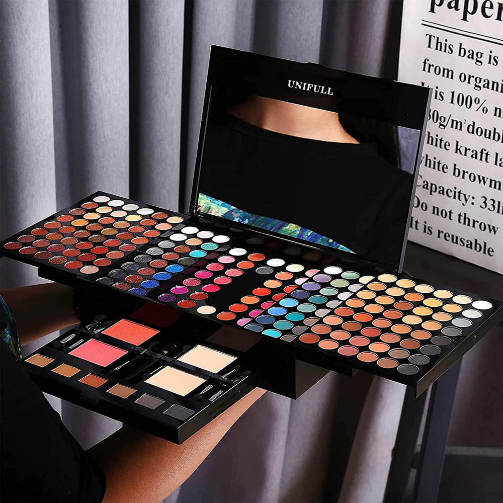 UNIFULL built-in full-size mirror inside palette for precise application and portability