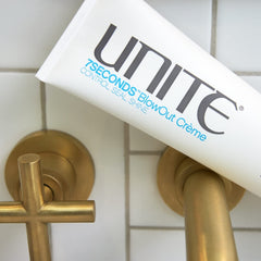 UNITE 7SECONDS texture close-up showing lightweight crème for smooth application and no heaviness