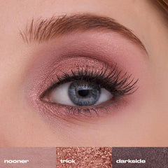 URBAN DECAY lid application demo illustrating soft pink smokey eye benefit
