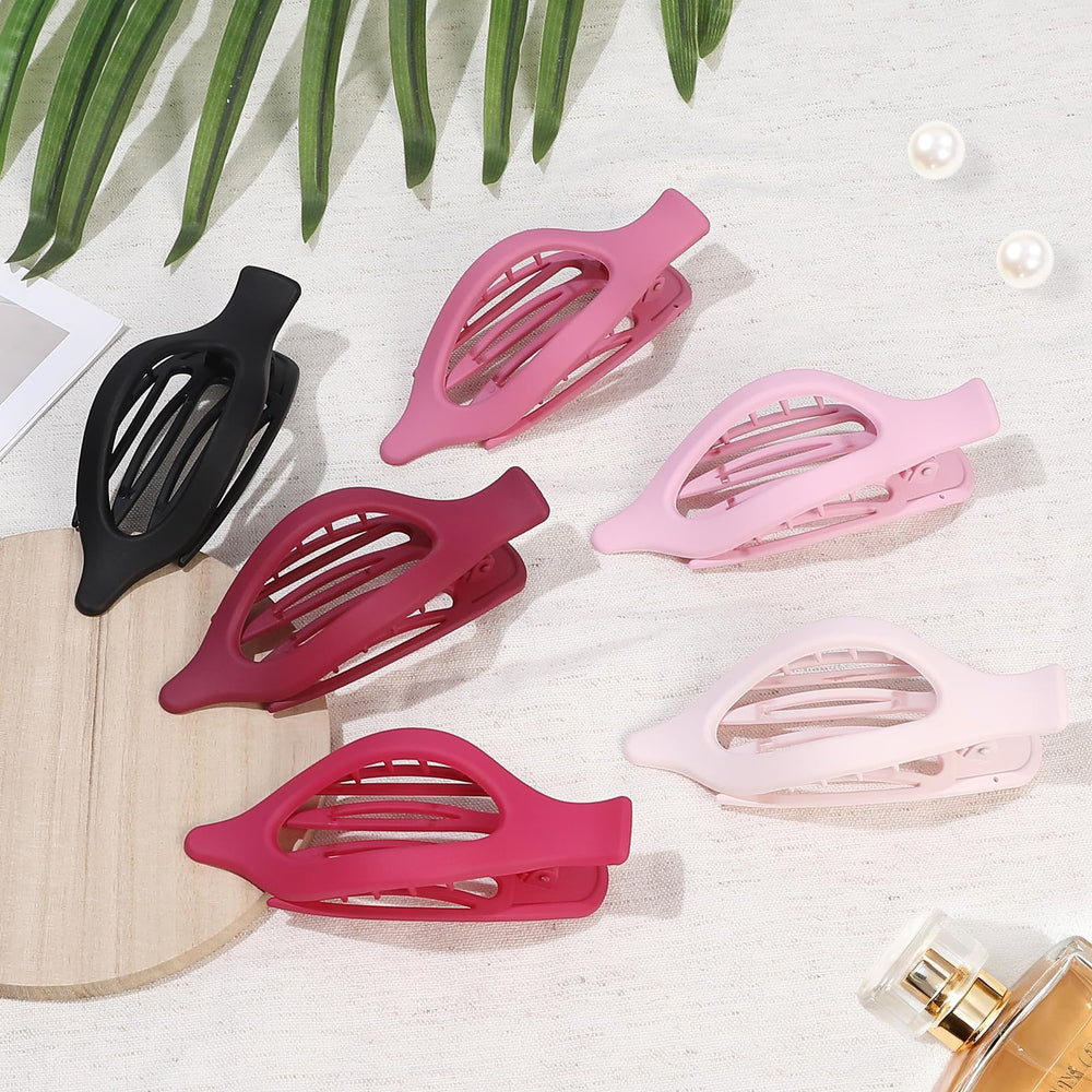 USDNICE clip holding fine hair illustrating gentle grip without tugging