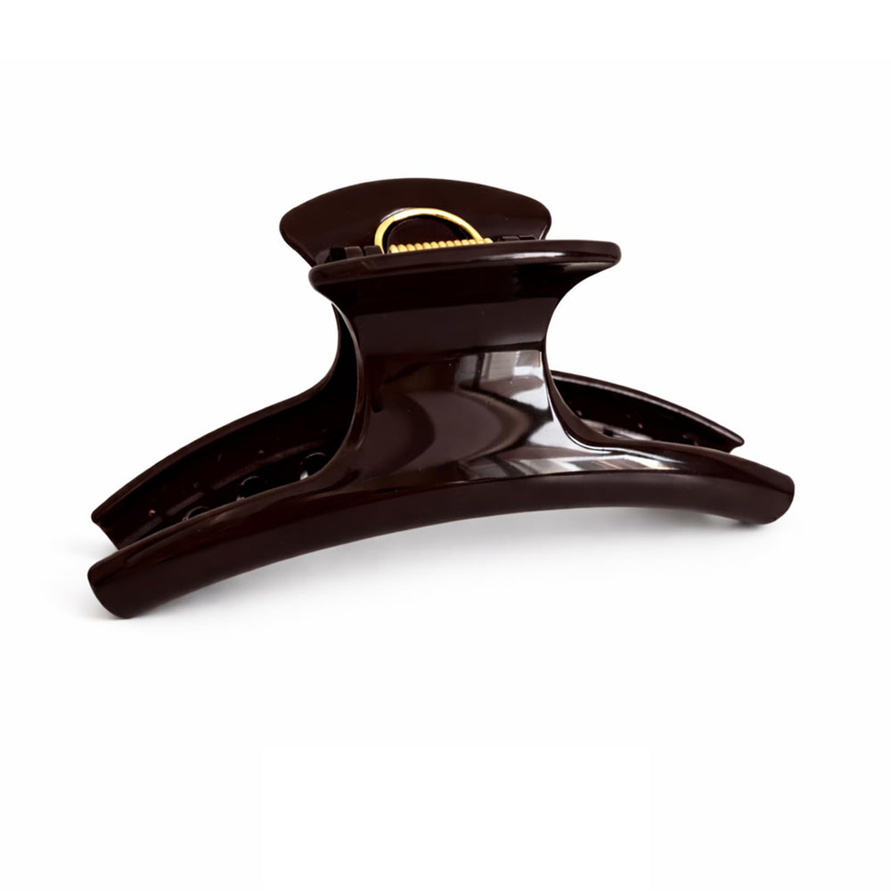 UVANKAUP chocolate front view showing glossy finish and large jaw for secure hold