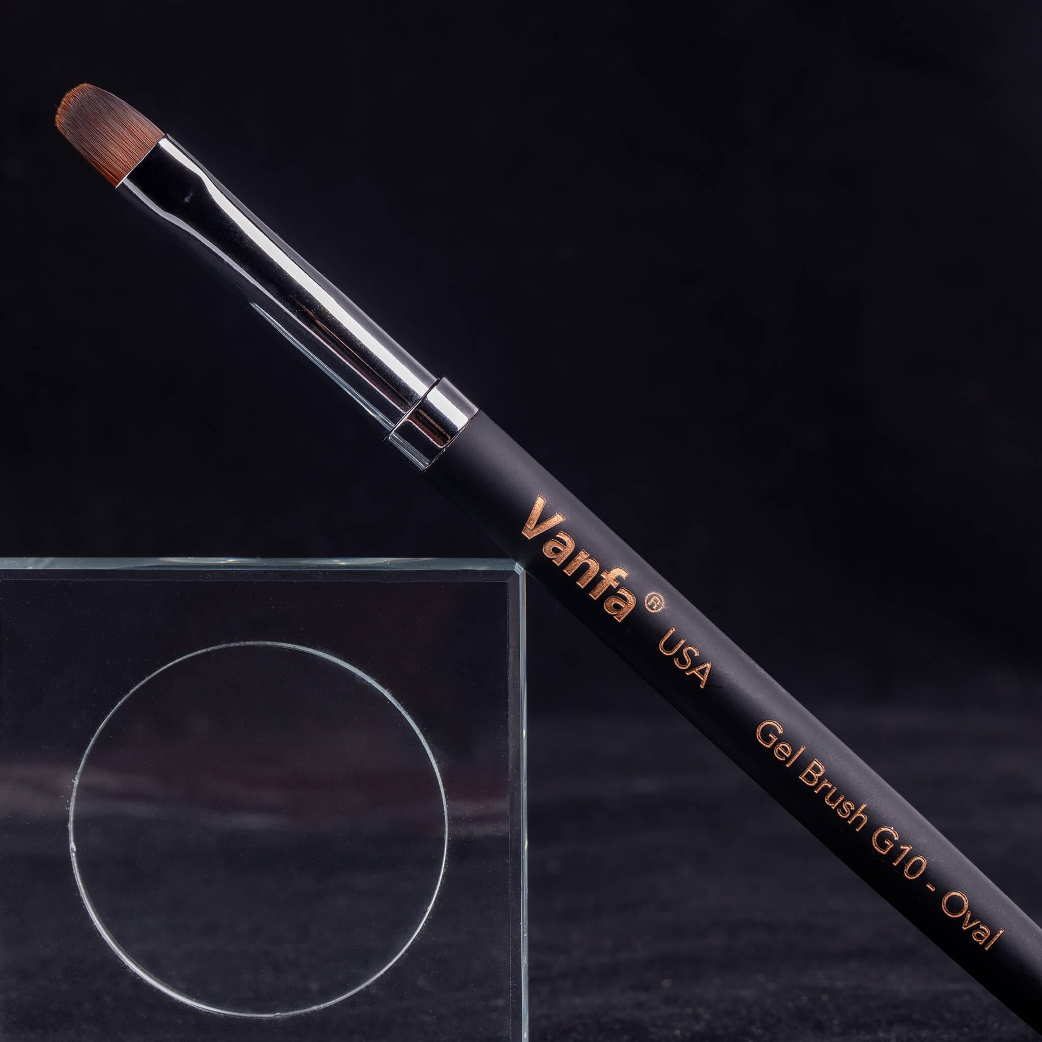 Vanfa brush handle close-up highlighting ergonomic grip for comfort
