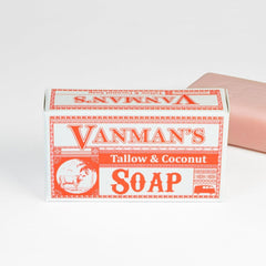 VanMan close-up of creamy lather texture, highlights rich moisturizing feel
