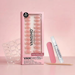 Vansiho hands applying press-on nails demonstrating quick and easy application