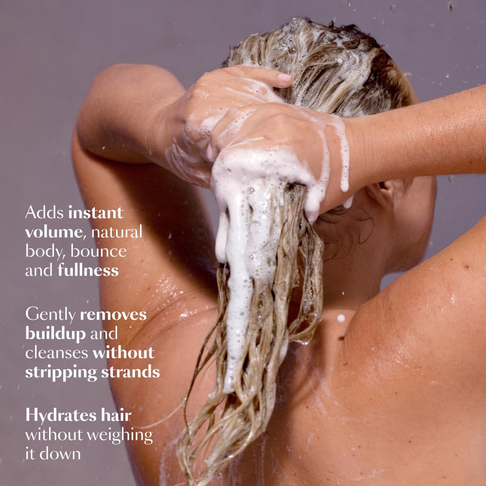 VEGAMOUR creamy shampoo lather showing gentle cleansing action