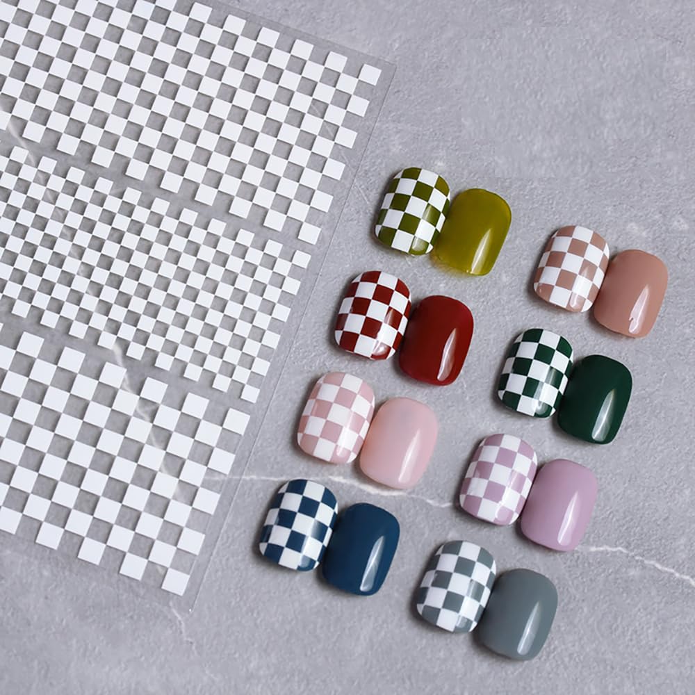 Veibeau sticker applied on a natural nail demonstrating easy DIY use and salon-style result