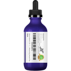 velona massaging oil into scalp to hydrate and improve hair appearance