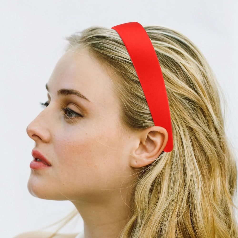 VELSCRUN headband worn on model displays polished everyday styling benefit