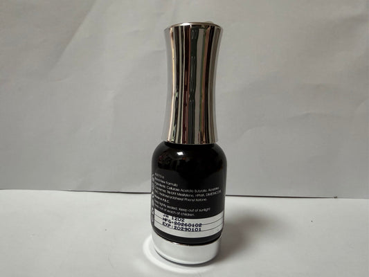 VENALISA base coat brush close-up enabling precise application