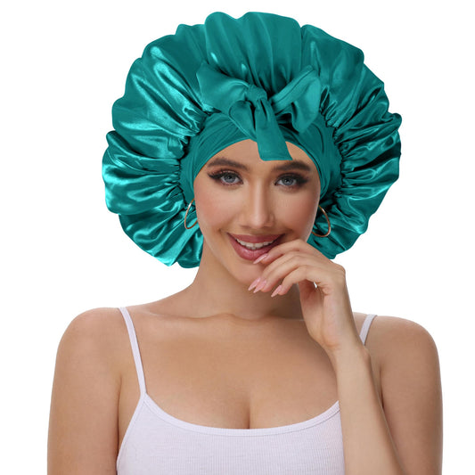 Vettres bonnet double-layer detail highlighting soft satin layers for extra protection