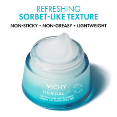 VICHY Minéral 89 gel texture close-up highlighting lightweight hydration