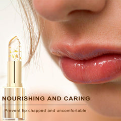 vienflona lifestyle shot of woman applying balm for quick daily refresh and confidence