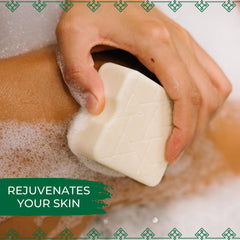 Viori lathering in shower image demonstrating gentle cleansing and moisturizing benefit