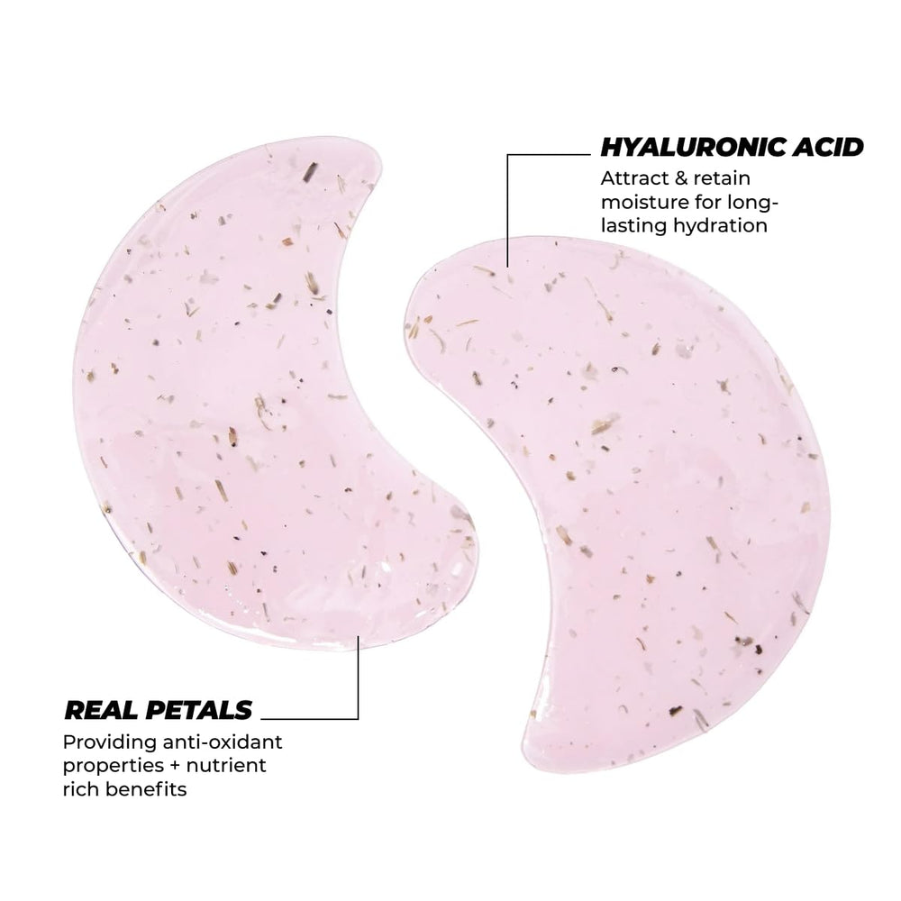 Vitamasques pad applied under eye illustrating cooling de-puffing effect