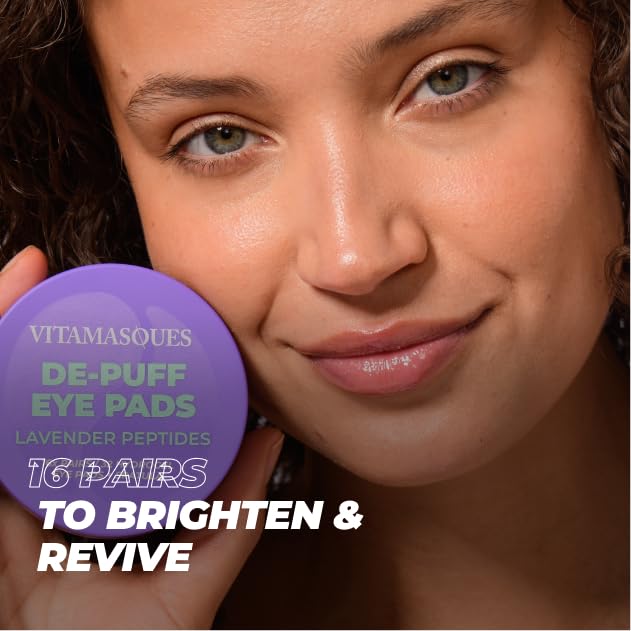 Vitamasques patch applied under eye, visibly reduces puffiness and refreshes