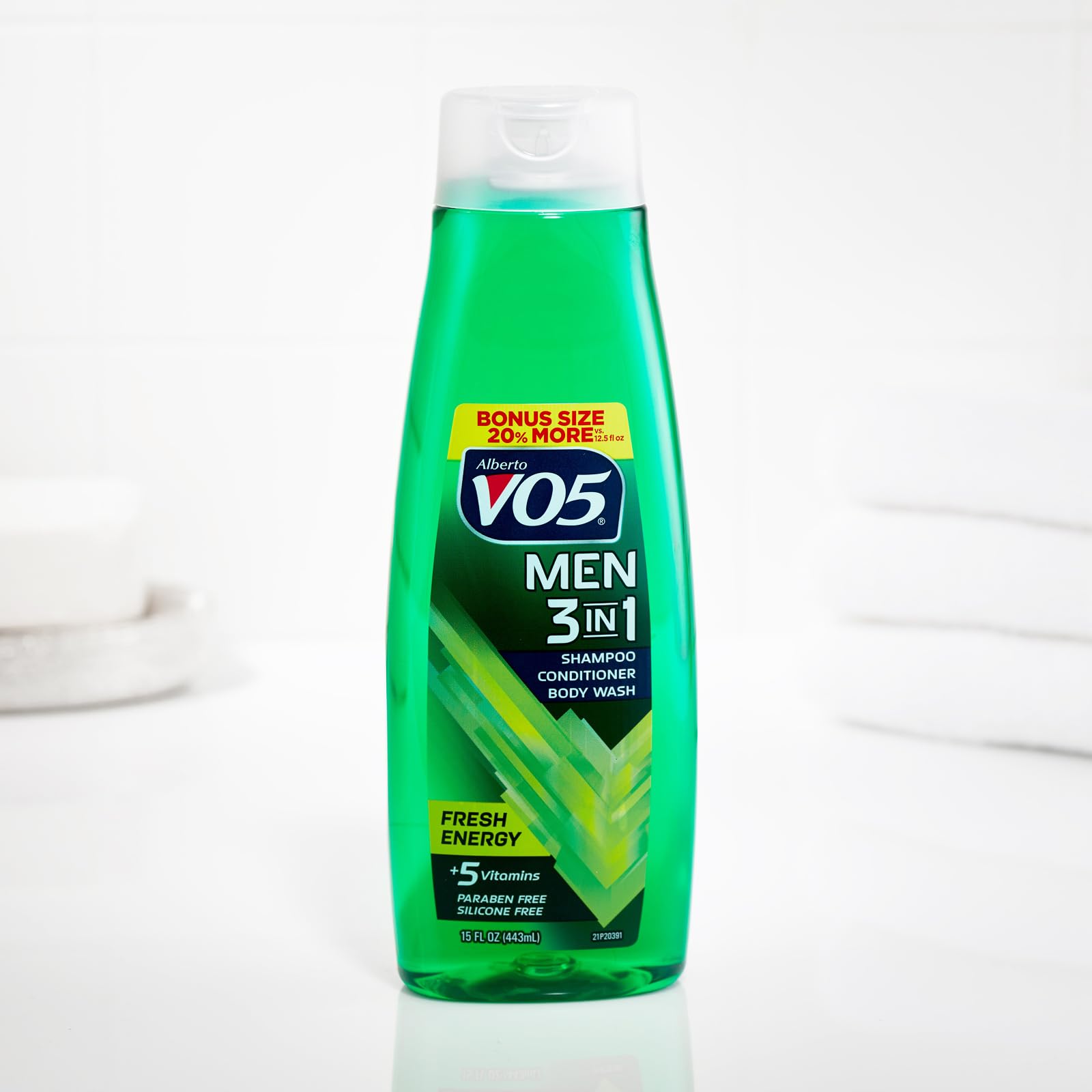 VO5 3‑in‑1 lather texture closeup showing creamy foam and nourishing oils benefit