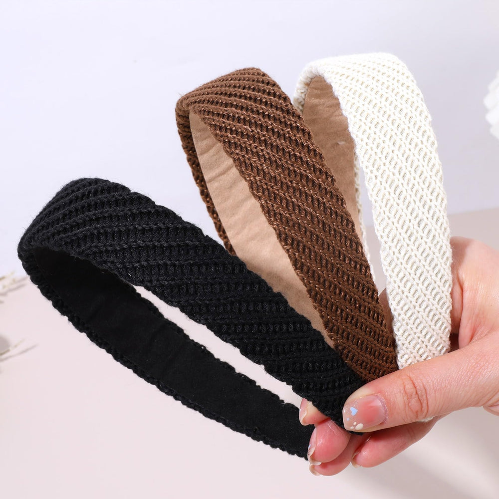 VOBOBE headband beside ruler for scale showing 1.3-inch width and fit benefit
