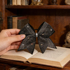 Volwiqu side profile bow shape shows structured lightweight construction