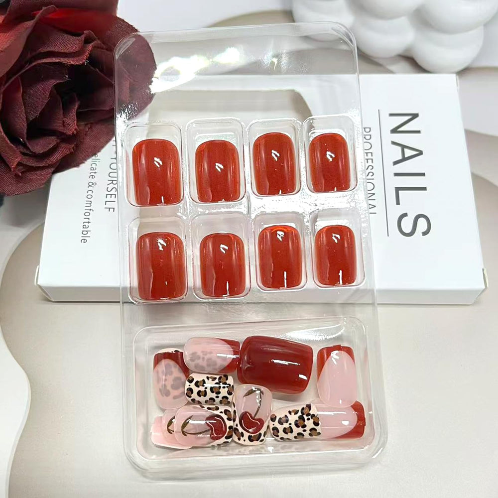 Vopintpy nails next to ruler showing short square length and easy trimming
