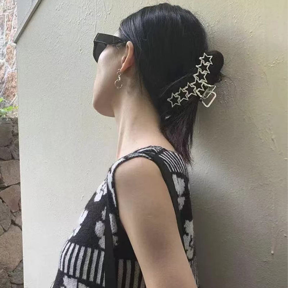 VOTACOS clip securing a half-up hairstyle for neat, all-day hold