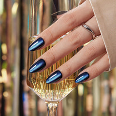 VSALON nails worn on hands at night out, elegant look for events and everyday benefit