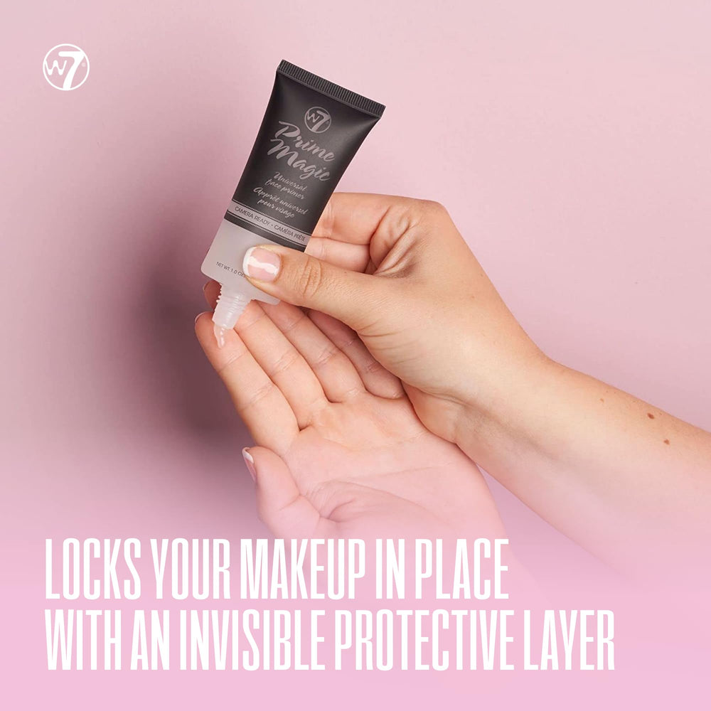 W7 before-and-after primer application showing pore minimizing