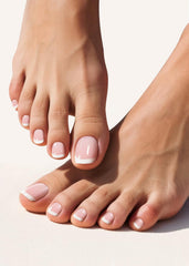 Wahrshei front packaging showing 20 toe gel stickers and included tools for easy application