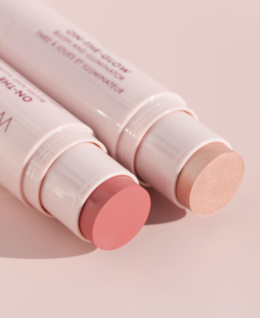Wander Beauty close-up of blush end texture for creamy blend and natural finish