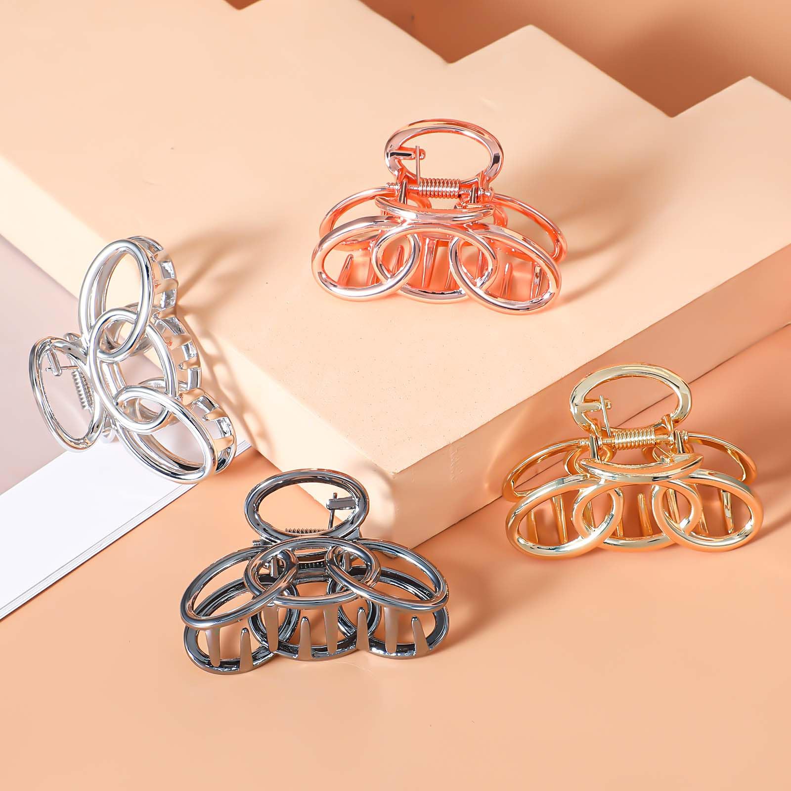 Wanmu clips packaging four count showing ready-to-gift convenience benefit